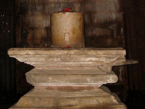 khajuraho-lingam